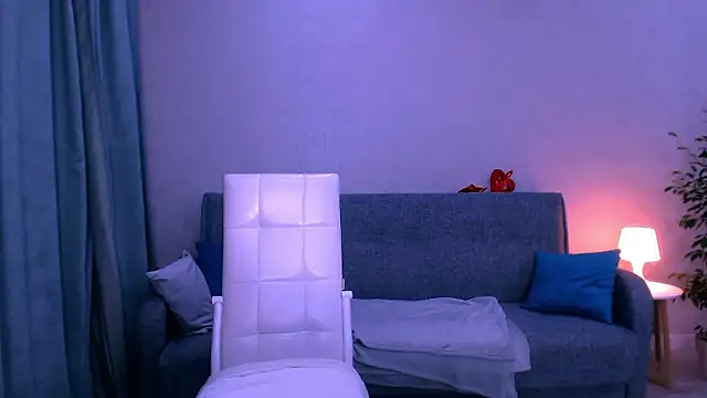 LesleySweet online show from 13, 2, 2026