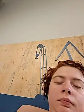 Leonie18sexy online show from 16, 1, 2026