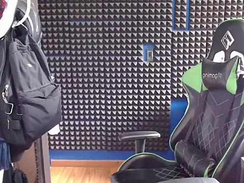 Curly Angel24 online show from 24, 11, 2025