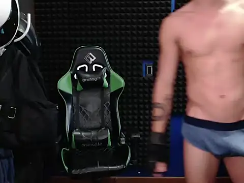 Curly Angel24 online show from 24, 10, 2025