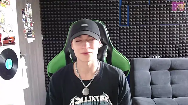 Curly Angel24 online show from 14, 12, 2025