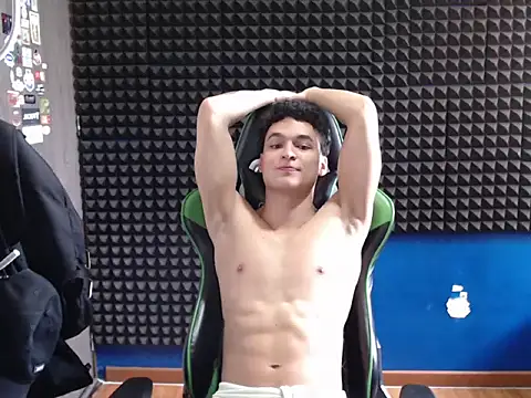 Curly Angel24 online show from 26, 2, 2026