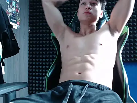 Curly Angel24 online show from 18, 4, 2026