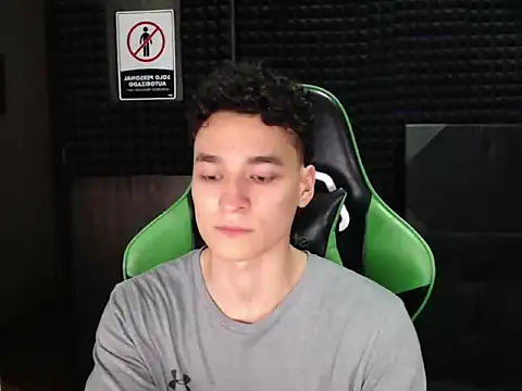 Curly Angel24 online show from 20, 12, 2025