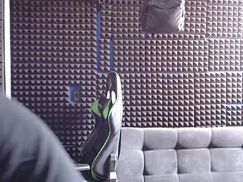 Curly Angel24 online show from 13, 12, 2025