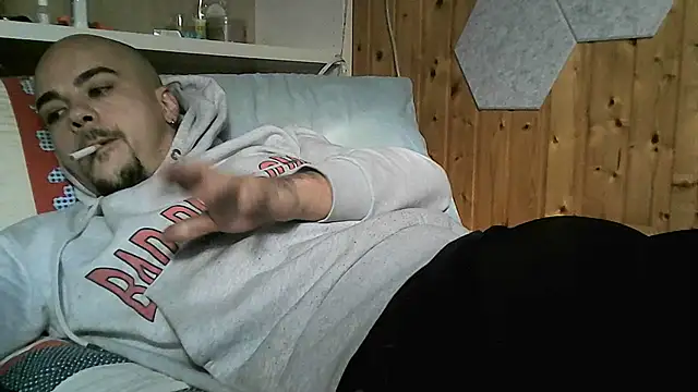 Snapshot of ItalianVinDiesel chatting on 28, 11, 2025 ItalianVinDiesel online show from 28, 11, 2025