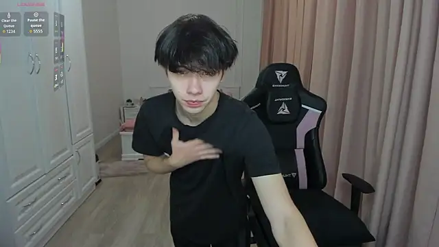 lil cassie online show from 24, 10, 2025