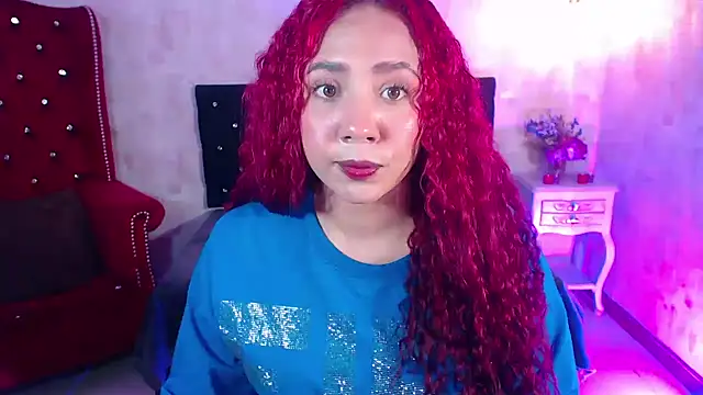 Snapshot of IsabelaLatina chatting on 20, 7, 2026 IsabelaLatina online show from 20, 7, 2026