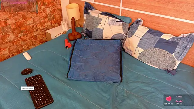 KAROL-SCOTT online show from 17, 4, 2026