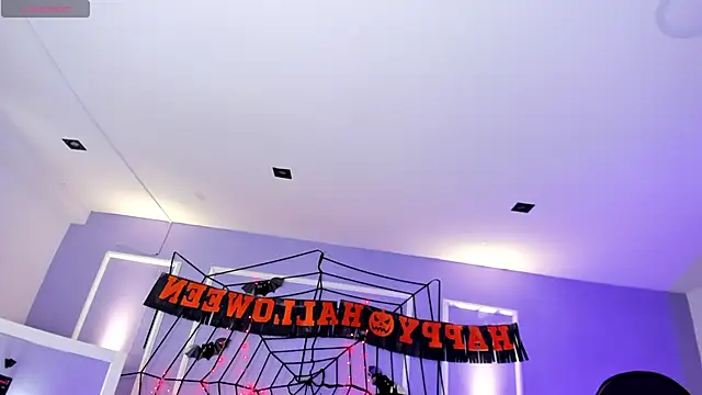 martinasaez online show from 31, 10, 2025