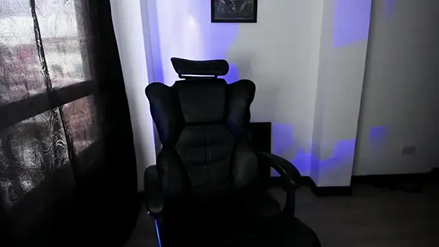 Anaii Gomez online show from 10, 9, 2025