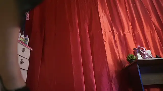 Sisirojas online show from 30, 10, 2025