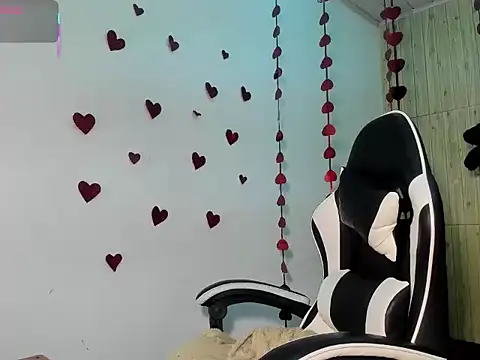 Charis 21 online show from 17, 2, 2026