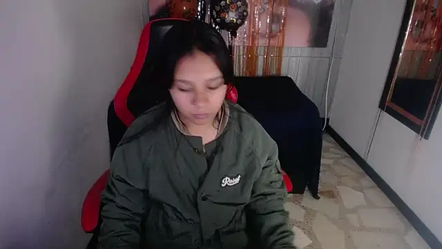 Charis 21 online show from 2, 11, 2025