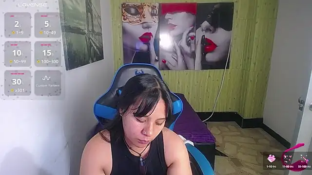 Charis 21 online show from 3, 10, 2025