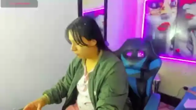 Charis 21 online show from 18, 12, 2025