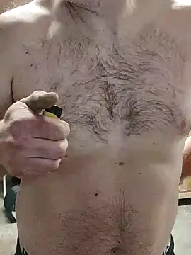 Snapshot of handyman820 chatting on 29, 10, 2025 handyman820 online show from 29, 10, 2025