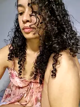 Snapshot of angela__98 chatting on 10, 6, 2026 angela 98 online show from 10, 6, 2026