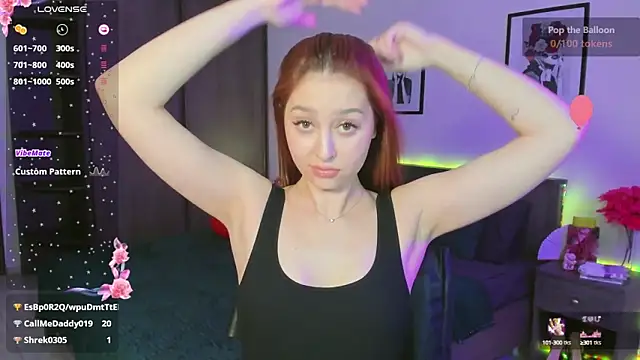 EleanorePeach online show from 5, 3, 2025