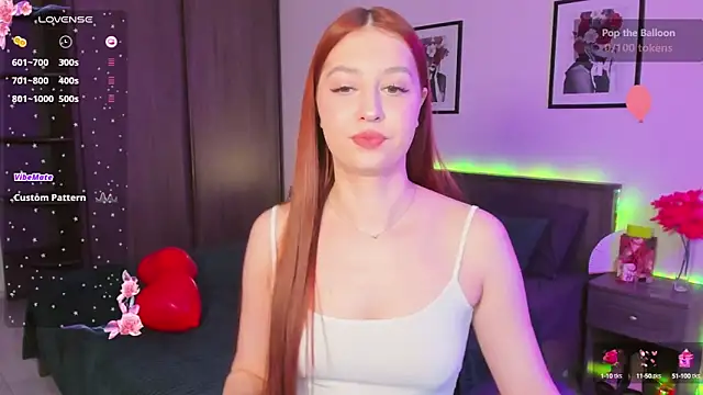 EleanorePeach online show from 27, 2, 2025