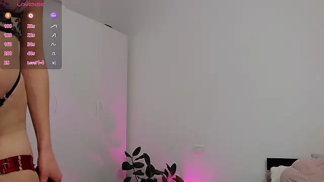 YourSweetSinn online show from 5, 12, 2025