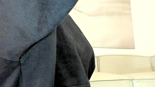 Apotheosis01 online show from 15, 12, 2025