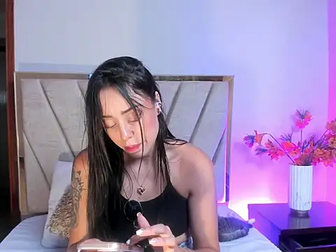 NoraDasilva online show from 11, 2, 2026