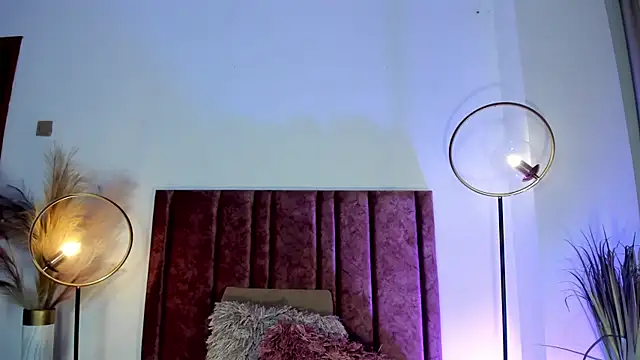 NoraDasilva online show from 15, 3, 2025