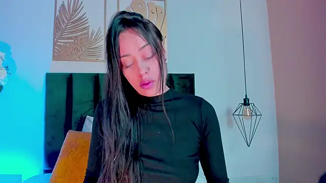 NoraDasilva online show from 14, 2, 2026