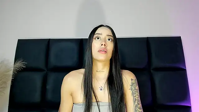 NoraDasilva online show from 6, 11, 2025