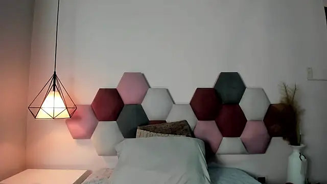 NoraDasilva online show from 14, 9, 2025