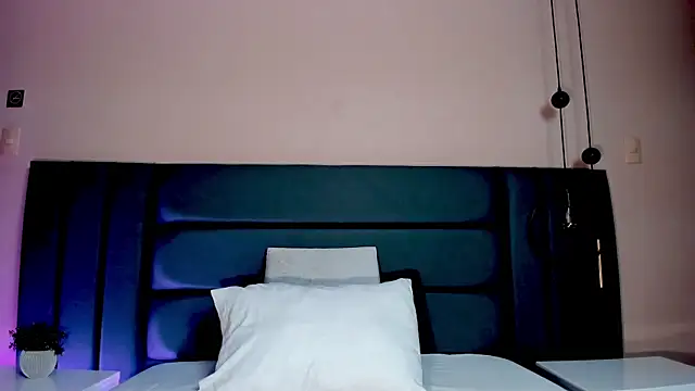 NoraDasilva online show from 25, 3, 2026