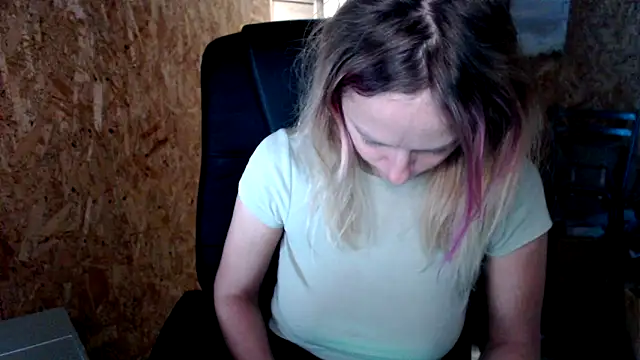 Snapshot of las_sweet chatting on 17, 12, 2025 las sweet online show from 17, 12, 2025