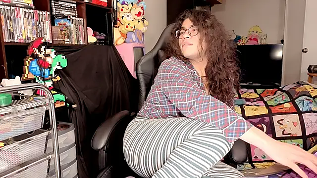 ShinyCherub online show from 13, 4, 2026