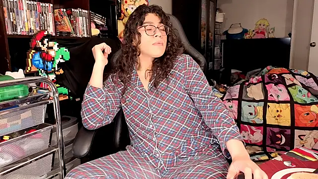 ShinyCherub online show from 17, 4, 2026