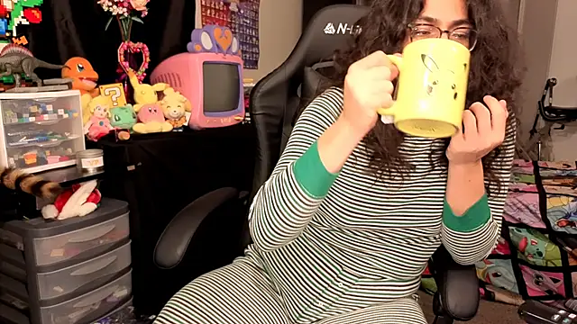 ShinyCherub online show from 18, 10, 2025