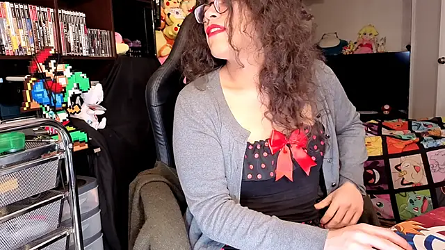 Snapshot of ShinyCherub chatting on 11, 5, 2026 ShinyCherub online show from 11, 5, 2026