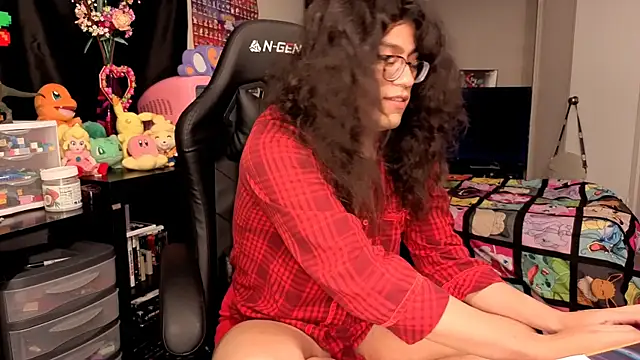 ShinyCherub online show from 3, 10, 2025