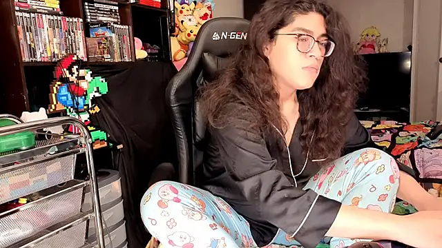 ShinyCherub online show from 14, 4, 2026