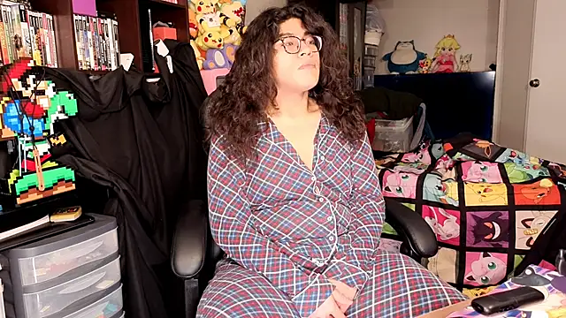 Snapshot of ShinyCherub chatting on 13, 2, 2026 ShinyCherub online show from 13, 2, 2026