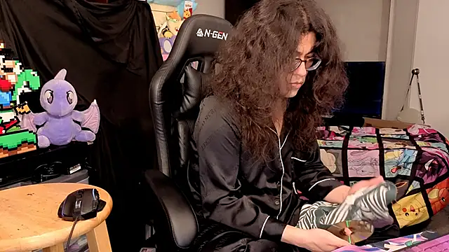 ShinyCherub online show from 18, 12, 2025