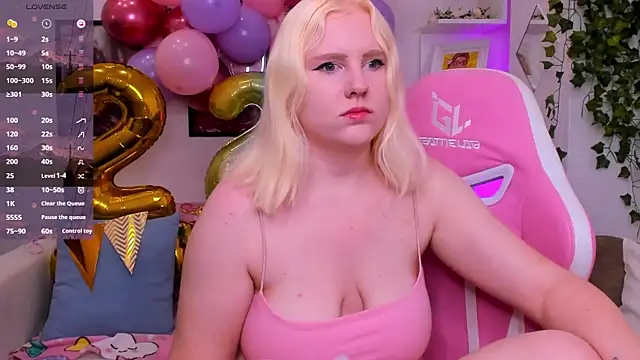 art lovee online show from 7, 10, 2025