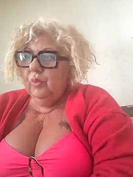 Snapshot of Merilulla chatting on 2, 5, 2026 Merilulla online show from 2, 5, 2026