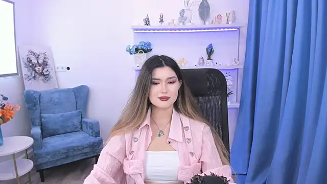 AnneTLi online show from 3, 11, 2025