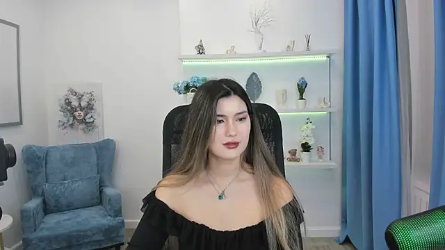 AnneTLi online show from 17, 9, 2025