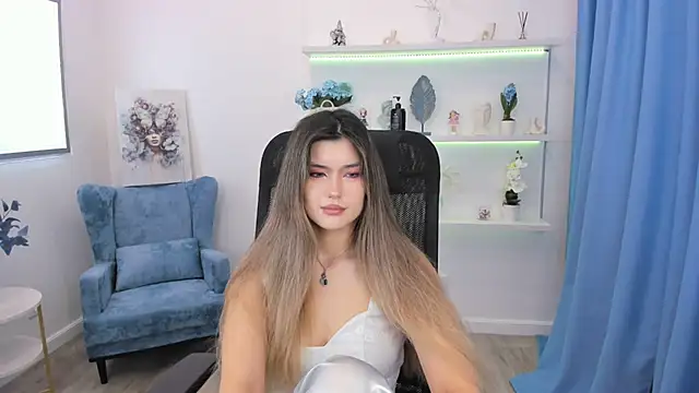 AnneTLi online show from 30, 9, 2025