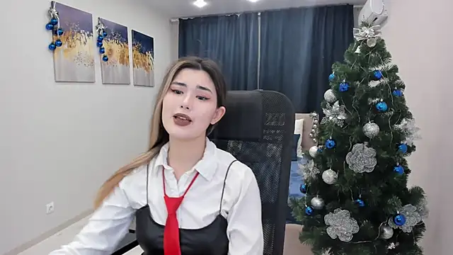 AnneTLi online show from 24, 12, 2024