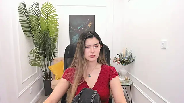 AnneTLi online show from 16, 11, 2025