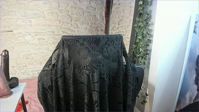 Mayala   online show from 1, 11, 2025