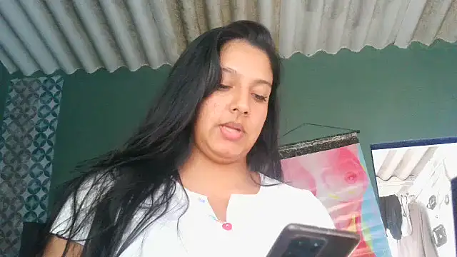 Snapshot of almaswan1 chatting on 24, 9, 2025 almaswan1 online show from 24, 9, 2025